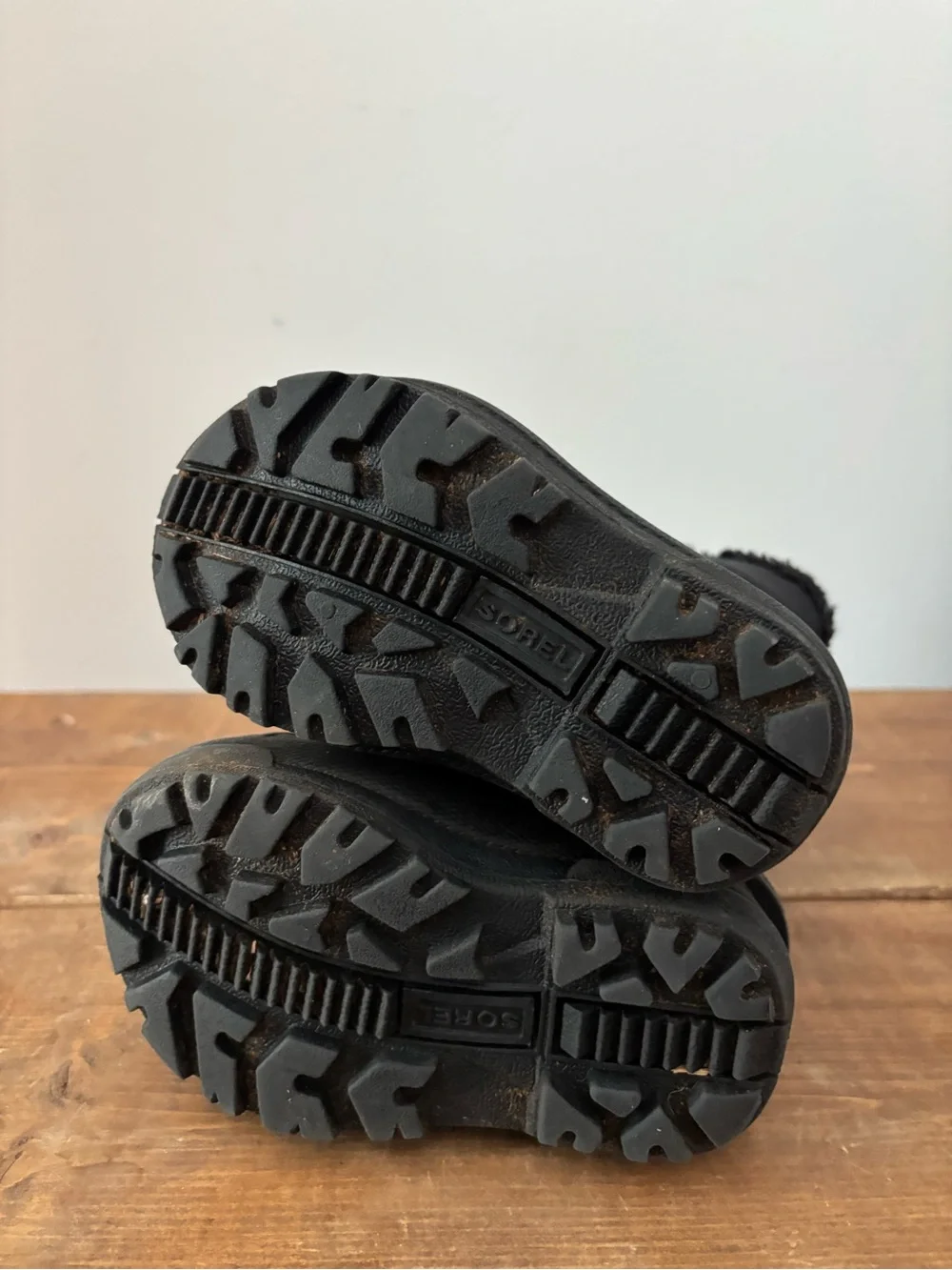 Sorel Snow Commander Kids' Black Winter Snow Boots Size 6